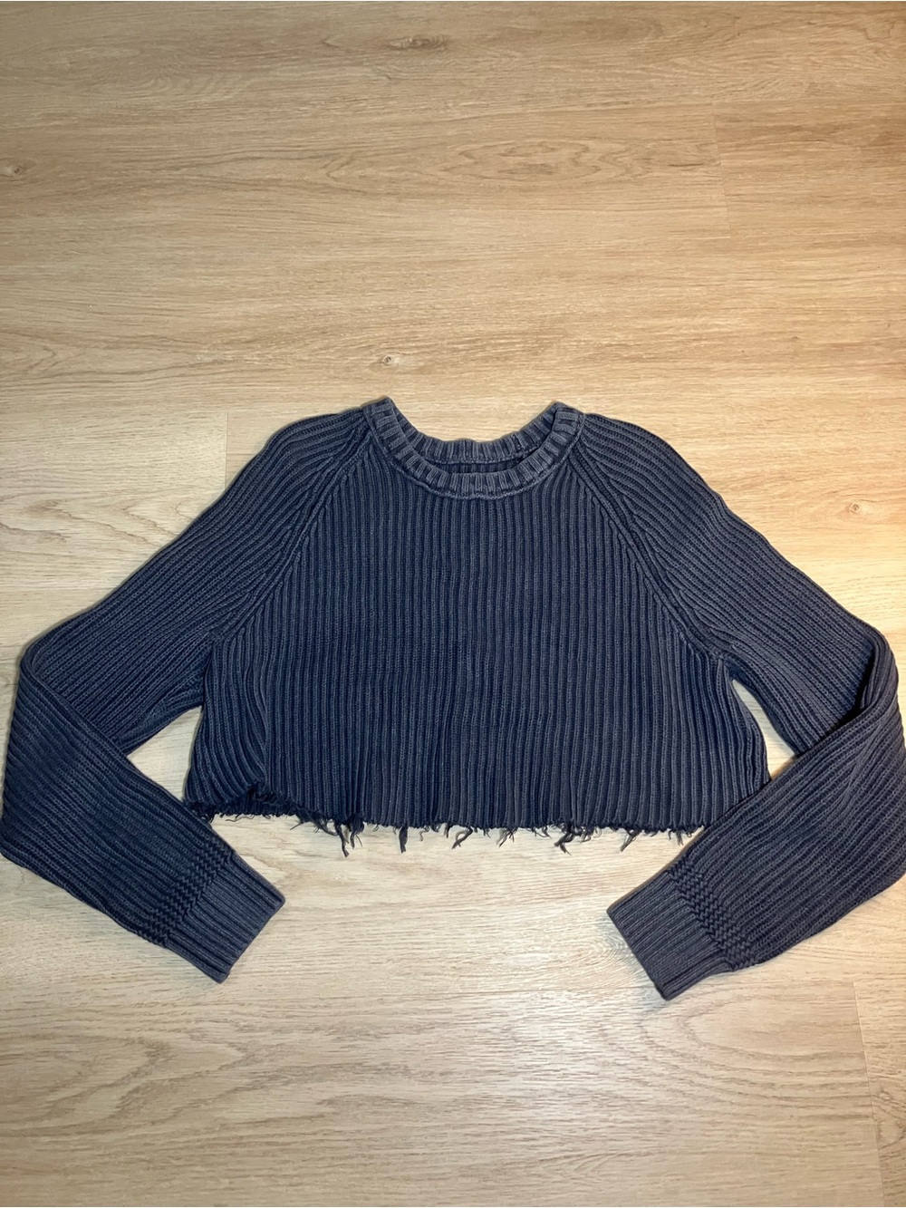 Abercrombie & Fitch Distressed Cropped Ribbed Knit Sweater Charcoal Gray S
